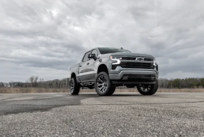 CHEV 1500 CUSTOM TRUCK 6" LIFT 35" TIRES WITH 22" WHEELS LIFT PACKAGE BY WALDOCH WITH FACTORY WARRANTY - 2025 CHEVY SILVERADO 1500 LIFT - Image 6 of 24
