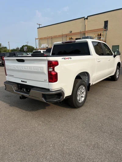 CUSTOM CHEVY SILVERADO 1500 WITH CUSTOM LEATHER BUILT BY WALDOCH - 2026 CHEVY SILVERADO 1500 CUSTOM - Image 13 of 16
