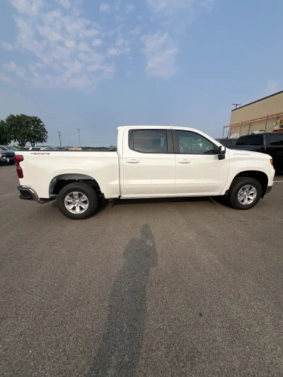 CUSTOM CHEVY SILVERADO 1500 WITH CUSTOM LEATHER BUILT BY WALDOCH - 2026 CHEVY SILVERADO 1500 CUSTOM - Image 5 of 16