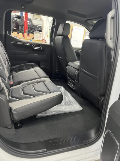 CUSTOM CHEVY SILVERADO 1500 WITH CUSTOM INTERIOR BUILT BY THE BEST BUILT BY WALDOCH - 2026 CHEVY SILVERADO 1500 CUSTOM - Image 9 of 16