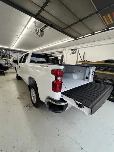 CUSTOM CHEVY SILVERADO 1500 WITH CUSTOM INTERIOR BUILT BY THE BEST BUILT BY WALDOCH - 2026 CHEVY SILVERADO 1500 CUSTOM - Image 10 of 16