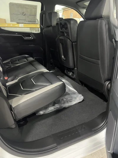 CUSTOM CHEVY SILVERADO 1500 WITH CUSTOM INTERIOR BUILT BY THE BEST BUILT BY WALDOCH - 2026 CHEVY SILVERADO 1500 CUSTOM - Image 9 of 16
