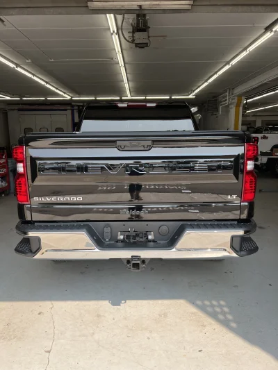CUSTOM CHEVY SILVERADO 1500 WITH CUSTOM INTERIOR BUILT BY THE BEST BUILT BY WALDOCH - 2026 CHEVY SILVERADO 1500 CUSTOM - Image 9 of 12