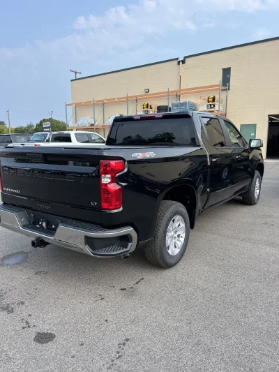 CUSTOM CHEVY SILVERADO 1500 CUSTOM INTERIOR BUILT BY THE BEST BUILT BY WALDOCH - 2026 CHEVY SILVERADO 1500 CUSTOM - Image 12 of 16