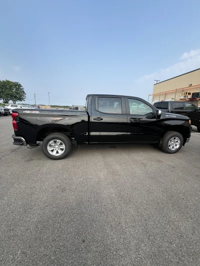 CUSTOM CHEVY SILVERADO 1500 CUSTOM INTERIOR BUILT BY THE BEST BUILT BY WALDOCH - 2026 CHEVY SILVERADO 1500 CUSTOM - Image 13 of 16