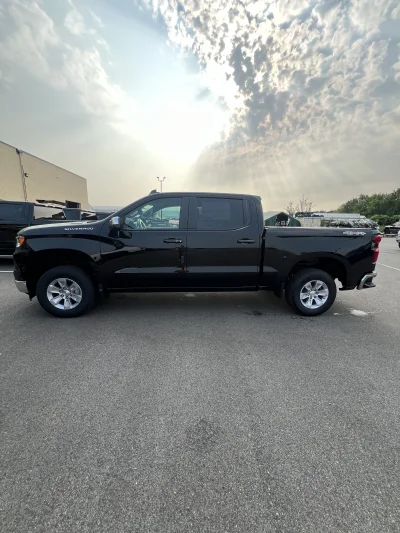 CUSTOM CHEVY SILVERADO 1500 CUSTOM INTERIOR BUILT BY THE BEST BUILT BY WALDOCH - 2026 CHEVY SILVERADO 1500 CUSTOM - Image 2 of 16