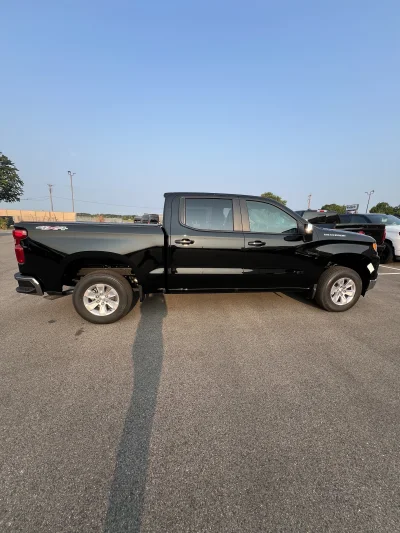 CUSTOM CHEVY SILVERADO 1500 WITH CUSTOM INTERIOR BUILT BY THE BEST BUILT BY WALDOCH - 2026 CHEVY SILVERADO 1500 CUSTOM - Image 11 of 15