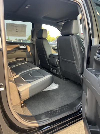 CUSTOM CHEVY SILVERADO 1500 WITH CUSTOM INTERIOR BUILT BY THE BEST BUILT BY WALDOCH - 2026 CHEVY SILVERADO 1500 CUSTOM - Image 12 of 15