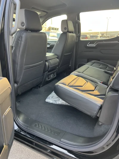 CUSTOM CHEVY SILVERADO 1500 WITH CUSTOM INTERIOR BUILT BY THE BEST BUILT BY WALDOCH - 2026 CHEVY SILVERADO 1500 CUSTOM - Image 6 of 15