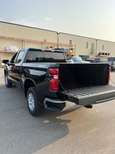 CUSTOM CHEVY SILVERADO 1500 WITH CUSTOM INTERIOR BUILT BY THE BEST BUILT BY WALDOCH - 2026 CHEVY SILVERADO 1500 CUSTOM - Image 7 of 15