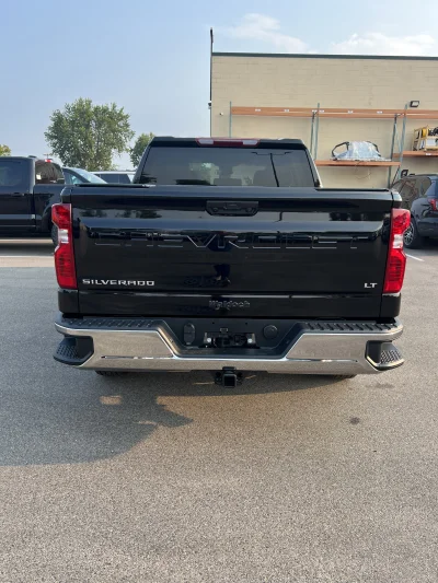 CUSTOM CHEVY SILVERADO 1500 WITH CUSTOM INTERIOR BUILT BY THE BEST BUILT BY WALDOCH - 2026 CHEVY SILVERADO 1500 CUSTOM - Image 9 of 15