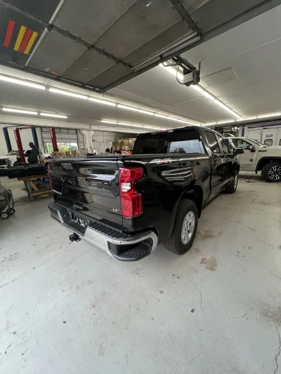 CUSTOM CHEVY SILVERADO 1500 WITH CUSTOM INTERIOR BUILT BY WALDOCH BUILT BY THE BEST - 2026 CHEVY SILVERADO 1500 CUSTOM - Image 13 of 16