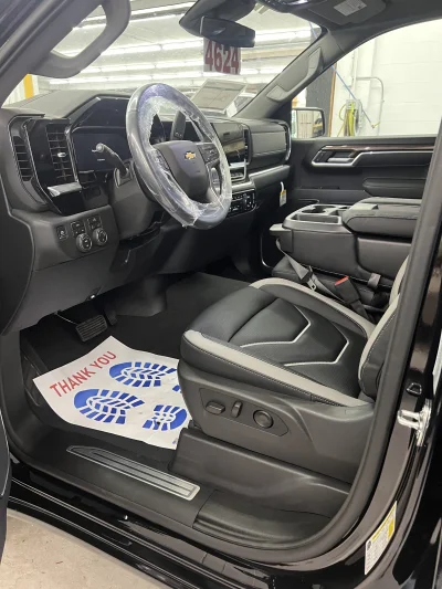 CUSTOM CHEVY SILVERADO 1500 WITH CUSTOM INTERIOR BUILT BY WALDOCH BUILT BY THE BEST - 2026 CHEVY SILVERADO 1500 CUSTOM - Image 6 of 16