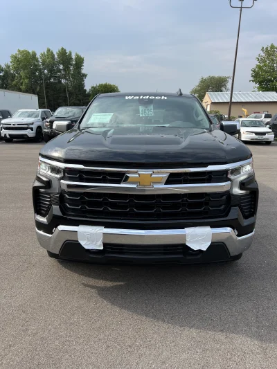 CUSTOM CHEVY SILVERADO 1500 WITH CUSTOM INTERIOR BUILT BY WALDOCH - 2026 CHEVY SILVERADO 1500 CUSTOM - Image 3 of 16
