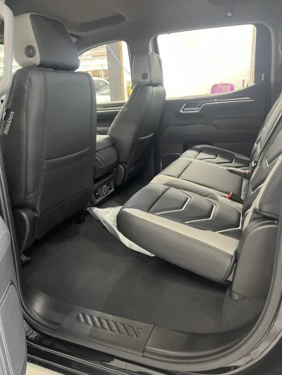 CUSTOM CHEVY SILVERADO 1500 WITH CUSTOM INTERIOR BUILT BY THE BEST BUILT BY WALDOCH - 2026 CHEVY SILVERADO 1500 CUSTOM - Image 7 of 16