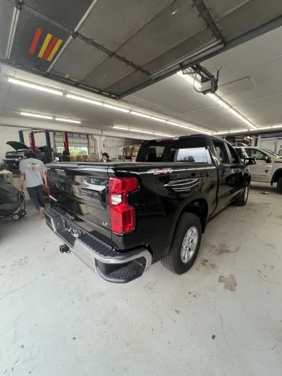 CUSTOM CHEVY SILVERADO 1500 WITH CUSTOM INTERIOR BUILT BY THE BEST BUILT BY WALDOCH - 2026 CHEVY SILVERADO 1500 CUSTOM - Image 12 of 16