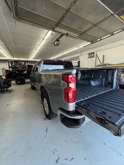 CUSTOM CHEVY SILVERADO WITH CUSTOM INTERIOR BUILT BY WALDOCH - 2026 CHEVY SILVERADO 1500 CUSTOM - Image 8 of 14