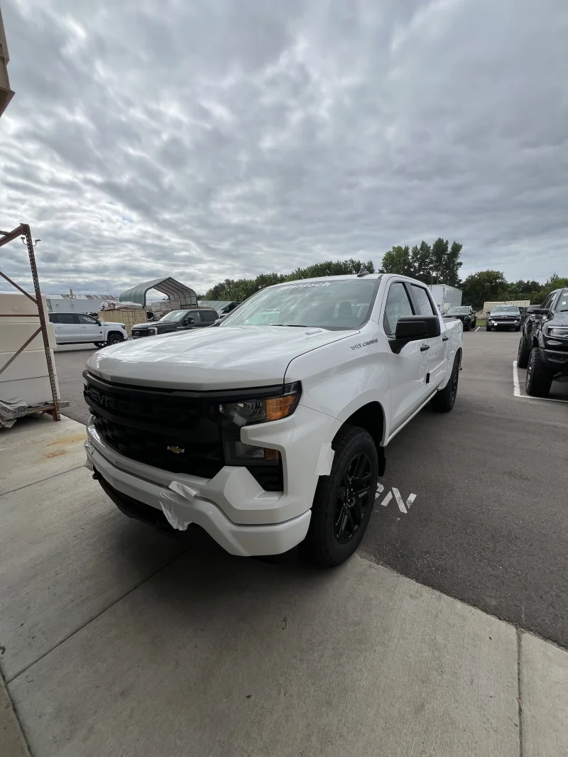 2026 Chevy Silverado 1500 - Basic Package - Summit white (GAZ) by Waldoch Crafts