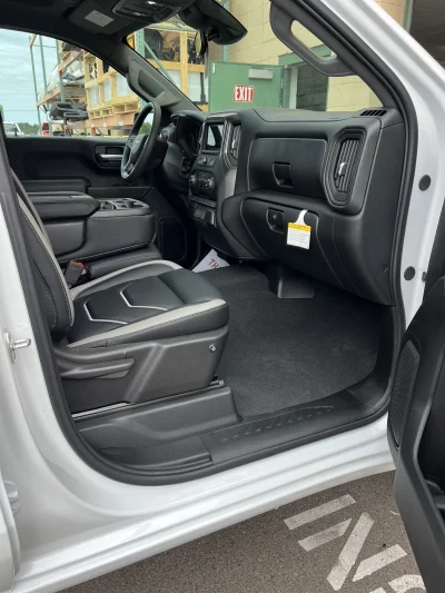 2026 CHEVY SILVERADO 1500 - BASIC PACKAGE - SUMMIT WHITE (GAZ) - 2026 CHEVY SILVERADO 1500 CUSTOM - Image 9 of 17