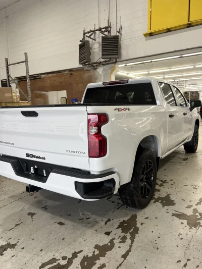 2026 CHEVY SILVERADO 1500 - BASIC PACKAGE - SUMMIT WHITE (GAZ) - 2026 CHEVY SILVERADO 1500 CUSTOM - Image 13 of 15