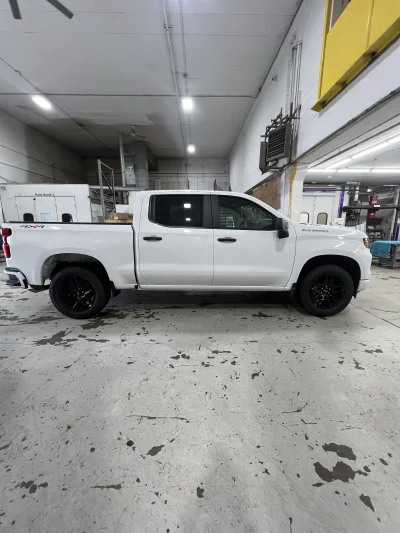 2026 CHEVY SILVERADO 1500 - BASIC PACKAGE - SUMMIT WHITE (GAZ) - 2026 CHEVY SILVERADO 1500 CUSTOM - Image 5 of 15