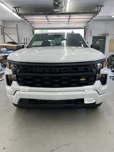 2026 CHEVY SILVERADO 1500 - BASIC PACKAGE - SUMMIT WHITE (GAZ) - 2026 CHEVY SILVERADO 1500 CUSTOM - Image 2 of 15