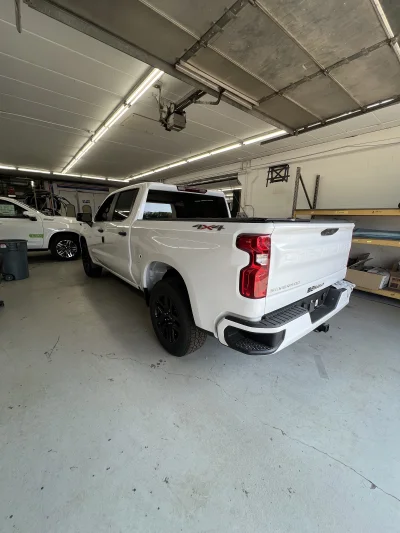 2026 CHEVY SILVERADO 1500 - BASIC PACKAGE - SUMMIT WHITE (GAZ) - 2026 CHEVY SILVERADO 1500 CUSTOM - Image 10 of 15