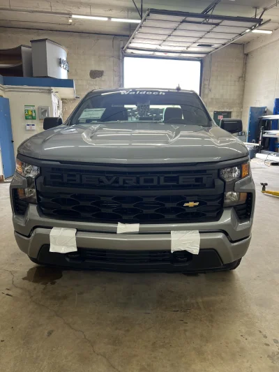 2026 CHEVY SILVERADO 1500 - BASIC PACKAGE - STERLING GRAY (GXD) - 2026 CHEVY SILVERADO 1500 CUSTOM - Image 2 of 15