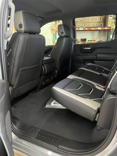 2026 CHEVY SILVERADO 1500 - BASIC PACKAGE - STERLING GRAY (GXD) - 2026 CHEVY SILVERADO 1500 CUSTOM - Image 7 of 15