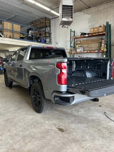 2026 CHEVY SILVERADO 1500 - BASIC PACKAGE - STERLING GRAY (GXD) - 2026 CHEVY SILVERADO 1500 CUSTOM - Image 10 of 15