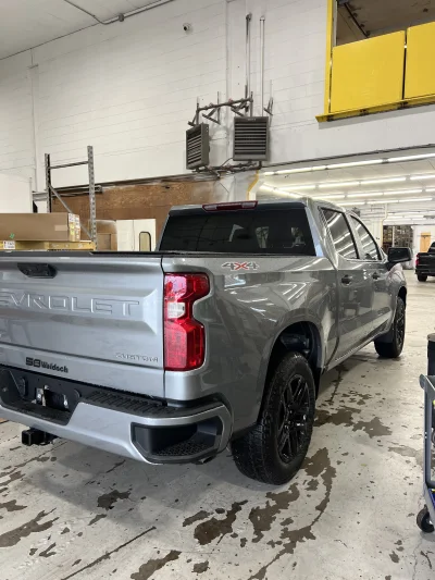 2026 CHEVY SILVERADO 1500 - BASIC PACKAGE - STERLING GRAY (GXD) - 2026 CHEVY SILVERADO 1500 CUSTOM - Image 13 of 15