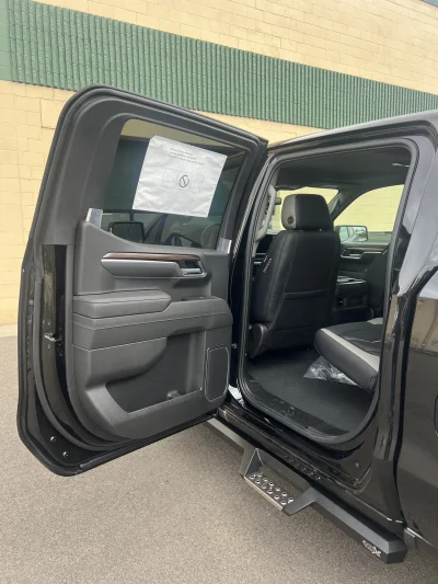 2026 CHEVY SILVERADO 1500 - LEVEL PACKAGE - BLACK (GBA) - 2026 CHEVY SILVERADO 1500 LEVEL - Image 13 of 21