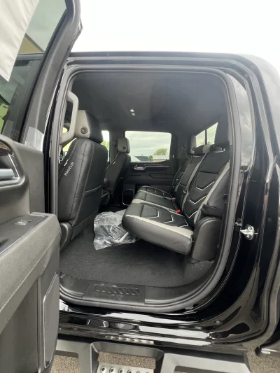 2026 CHEVY SILVERADO 1500 - LEVEL PACKAGE - BLACK (GBA) - 2026 CHEVY SILVERADO 1500 LEVEL - Image 12 of 21