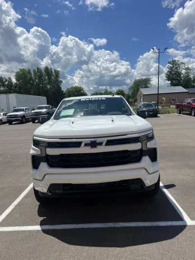 2026 CHEVY SILVERADO 1500 - LEVEL PACKAGE - SUMMIT WHITE (GAZ) - 2026 CHEVY SILVERADO 1500 LEVEL - Image 2 of 19