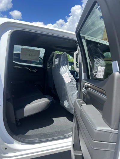 2026 CHEVY SILVERADO 1500 - LEVEL PACKAGE - SUMMIT WHITE (GAZ) - 2026 CHEVY SILVERADO 1500 LEVEL - Image 10 of 19