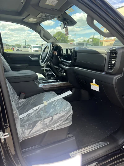 2026 CHEVY SILVERADO 1500 - LEVEL PACKAGE - BLACK (GBA) - 2026 CHEVY SILVERADO 1500 LEVEL - Image 6 of 15