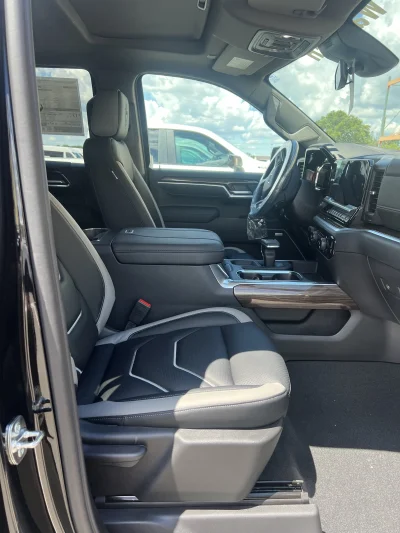 2026 CHEVY SILVERADO 1500 - LEVEL PACKAGE - BLACK (GBA) - 2026 CHEVY SILVERADO 1500 LEVEL - Image 6 of 17
