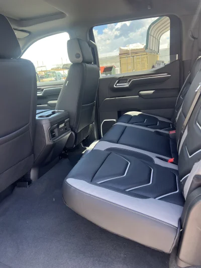 2026 CHEVY SILVERADO 1500 - LEVEL PACKAGE - STERLING GRAY (GXD) - 2026 CHEVY SILVERADO 1500 LEVEL - Image 13 of 20