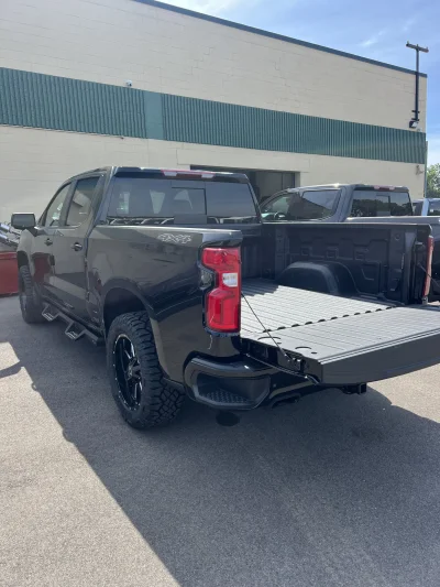 2026 CHEVY SILVERADO 1500 - LEVEL PACKAGE - BLACK (GBA) - 2026 CHEVY SILVERADO 1500 LEVEL - Image 9 of 14