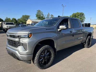 2026 CHEVY SILVERADO 1500 - LEVEL PACKAGE - STERLING GRAY (GXD) - 2026 CHEVY SILVERADO 1500 LEVEL - Image 2 of 20