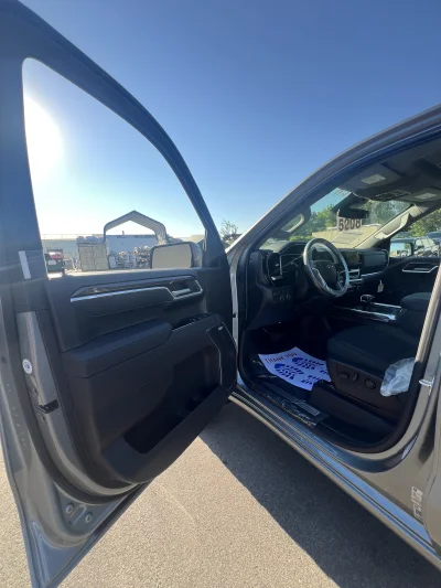 2026 CHEVY SILVERADO 1500 - LEVEL PACKAGE - STERLING GRAY (GXD) - 2026 CHEVY SILVERADO 1500 LEVEL - Image 11 of 20
