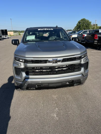 2026 CHEVY SILVERADO 1500 - LEVEL PACKAGE - STERLING GRAY (GXD) - 2026 CHEVY SILVERADO 1500 LEVEL - Image 3 of 20