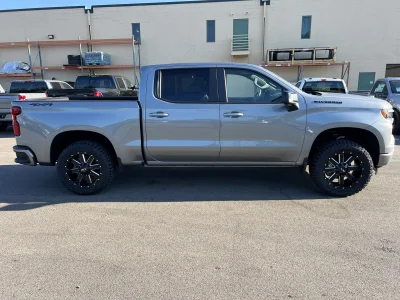 2026 CHEVY SILVERADO 1500 - LEVEL PACKAGE - STERLING GRAY (GXD) - 2026 CHEVY SILVERADO 1500 LEVEL - Image 4 of 20