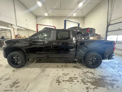 2026 CHEVY SILVERADO 1500 - LEVEL PACKAGE - BLACK (GBA) - 2026 CHEVY SILVERADO 1500 LEVEL - Image 4 of 15