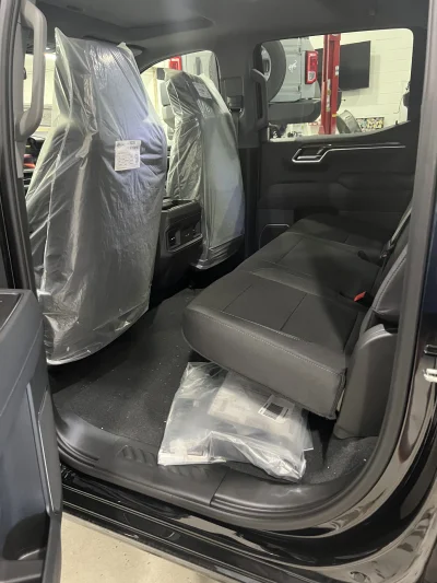 2026 CHEVY SILVERADO 1500 - LEVEL PACKAGE - BLACK (GBA) - 2026 CHEVY SILVERADO 1500 LEVEL - Image 6 of 15