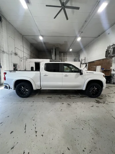 2026 CHEVY SILVERADO 1500 - LEVEL PACKAGE - SUMMIT WHITE (GAZ) - 2026 CHEVY SILVERADO 1500 LEVEL - Image 13 of 15