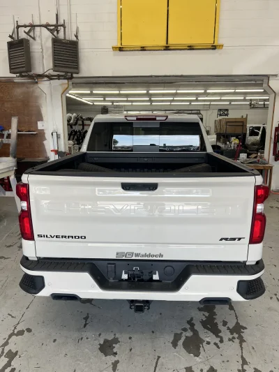 2026 CHEVY SILVERADO 1500 - LEVEL PACKAGE - WHITE SANDS (G42) - 2026 CHEVY SILVERADO 1500 LEVEL - Image 11 of 16