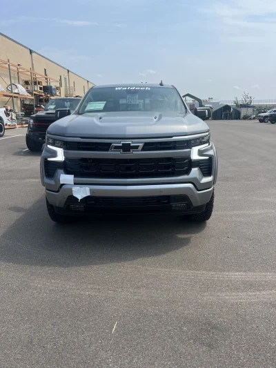 2026 CHEVY SILVERADO 1500 -  LEVEL PACKAGE - STERLING GRAY (GXD) - 2026 CHEVY SILVERADO 1500 LEVEL - Image 2 of 15