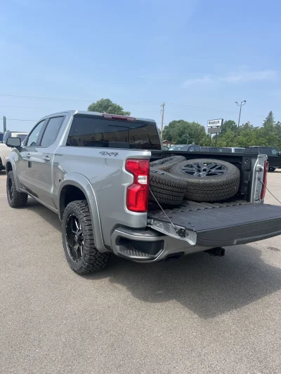 2026 CHEVY SILVERADO 1500 -  LEVEL PACKAGE - STERLING GRAY (GXD) - 2026 CHEVY SILVERADO 1500 LEVEL - Image 10 of 15