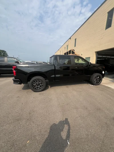 2026 CHEVY SILVERADO 1500 - LEVEL PACKAGE - BLACK (GBA) - 2026 CHEVY SILVERADO 1500 LEVEL - Image 11 of 15